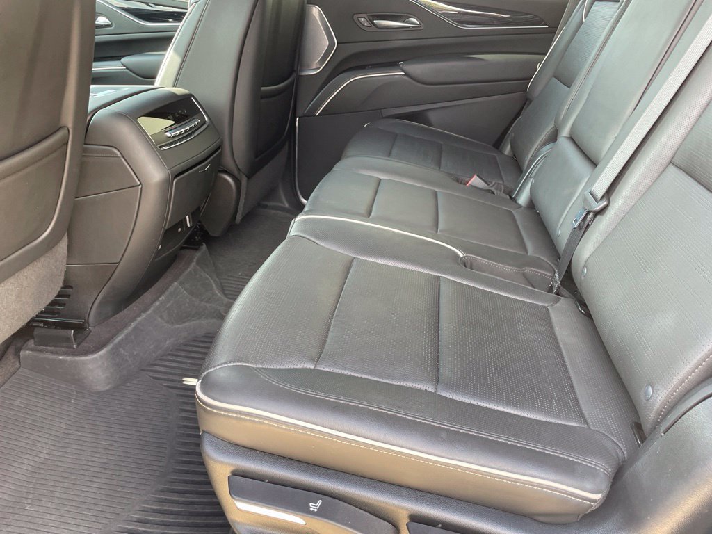 Used 2023 Cadillac Escalade Sport w/ LPO, ONYX Package AWD/4WD image 19