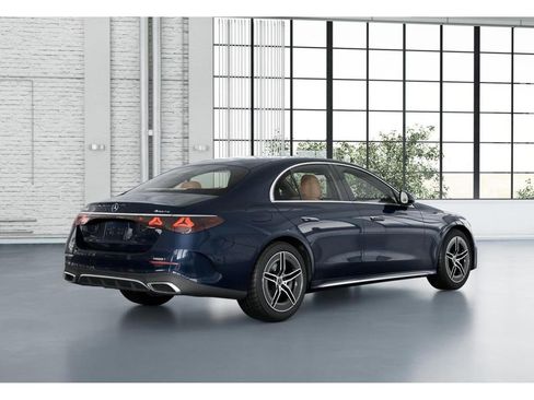 New 2026 Mercedes-Benz E 450 4MATIC Sedan image 21