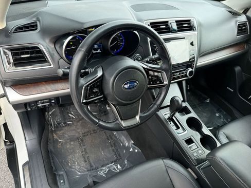 Used 2019 Subaru Outback 2.5i Limited image 10