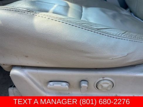 Used 2008 Chevrolet Suburban LTZ w/ LTZ Preferred Equipment Group AWD/4WD image 14