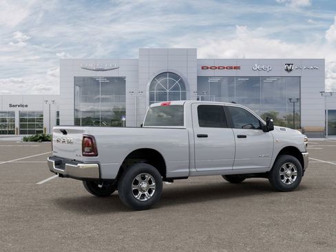 New 2026 RAM 2500 Big Horn AWD/4WD image 4