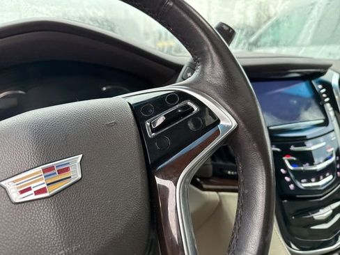 Used 2016 Cadillac Escalade Premium image 8