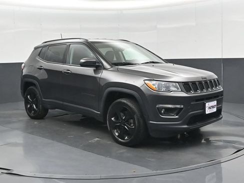 Used 2020 Jeep Compass Latitude AWD/4WD image 1