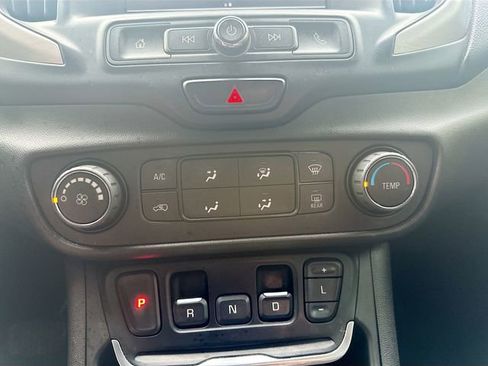 Used 2019 GMC Terrain SLE image 16