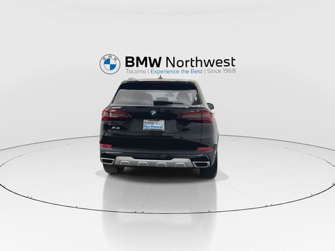 Used 2021 BMW X5 xDrive40i w/ Convenience Package image 2