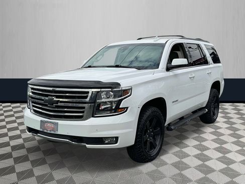 Used 2019 Chevrolet Tahoe LT image 2