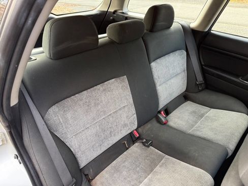 Used 2006 Subaru Outback 2.5i image 12
