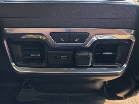 Used 2020 GMC Sierra 1500 AT4 w/ AT4 Premium Package AWD/4WD image 41