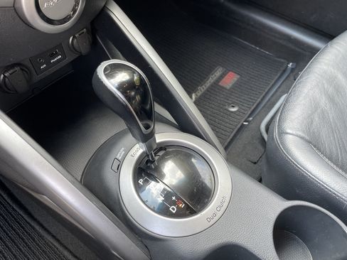 Used 2014 Hyundai Veloster RE:FLEX Edition FWD image 23