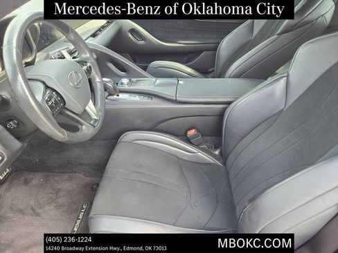 Used 2018 Lexus LC 500 Coupe w/ Performance Package RWD image 11