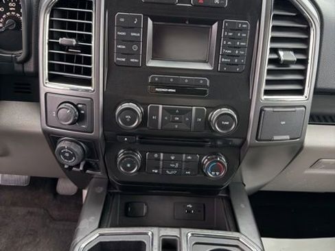 Used 2016 Ford F150 XLT w/ Equipment Group 301A Mid image 10