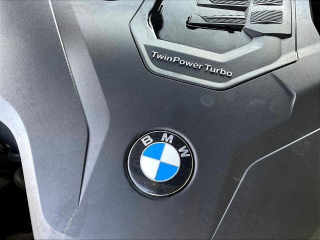 Used 2021 BMW 330i Sedan w/ Premium Package RWD image 32