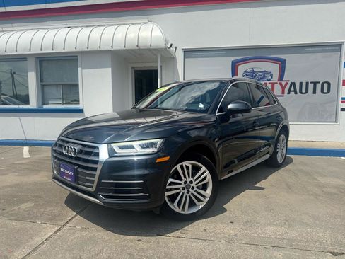 Used 2018 Audi Q5 2.0T Premium Plus AWD/4WD image 2