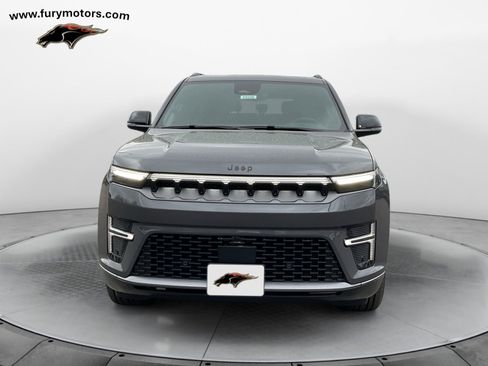 New 2026 Jeep Grand Wagoneer L Limited w/ Premium Group II AWD/4WD image 8