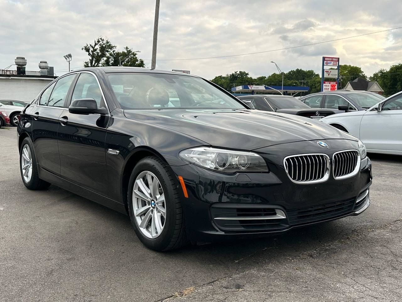 Used 2014 BMW 528i xDrive Sedan AWD/4WD image 12