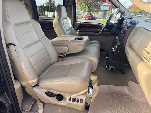 Used 2006 Ford F350 Lariat image 6