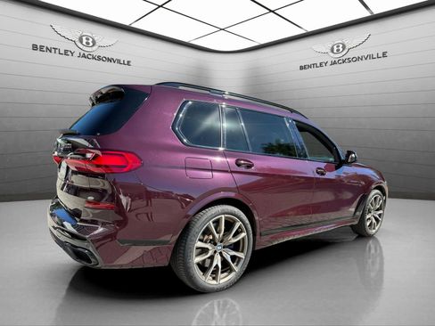 Used 2022 BMW X7 M50i image 27