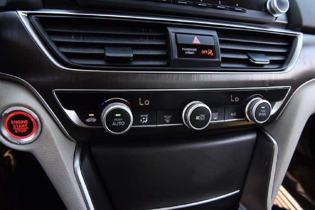 Used 2018 Honda Accord LX image 15