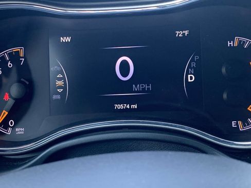 Used 2021 Jeep Grand Cherokee Laredo X image 13