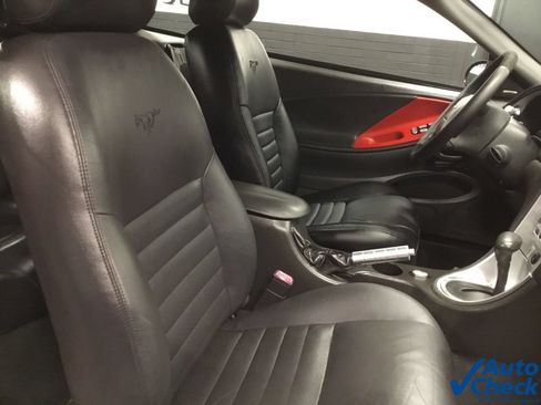 Used 2004 Ford Mustang GT RWD image 35