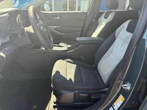 Used 2026 Chevrolet Trax LS w/ LS Convenience Package FWD image 14