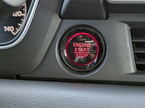 Certified 2025 Honda Pilot EX-L image 36