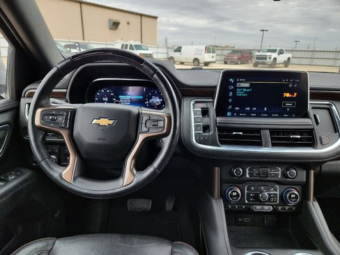 Used 2024 Chevrolet Suburban High Country w/ Advanced Technology Package AWD/4WD image 11