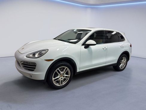 Used 2014 Porsche Cayenne image 3