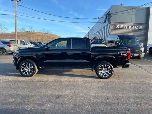 Used 2023 Chevrolet Colorado Z71 w/ Z71 Convenience Package 2 image 2