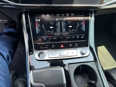 Used 2024 Audi Q8 Prestige w/ Prestige Package AWD/4WD image 16