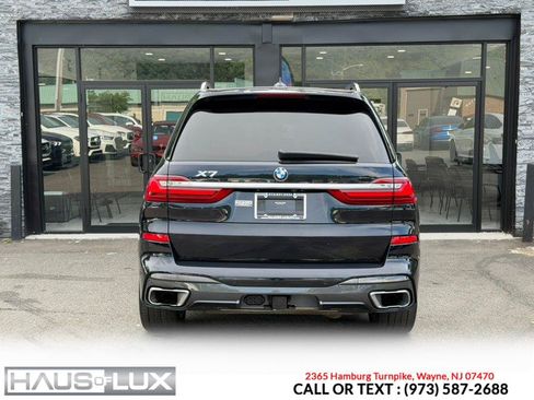 Used 2021 BMW X7 xDrive40i w/ M Sport Package AWD/4WD image 23