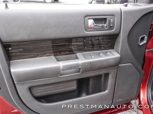 Used 2019 Ford Flex SEL image 32