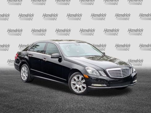 Used 2013 Mercedes-Benz E 350 4MATIC Sedan image 2
