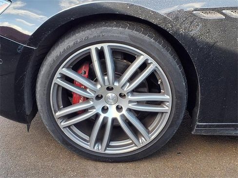 Used 2018 Maserati Ghibli GranLusso image 9