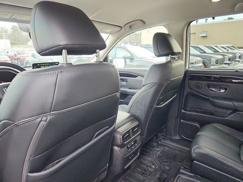 Used 2024 Honda Pilot EX-L image 24