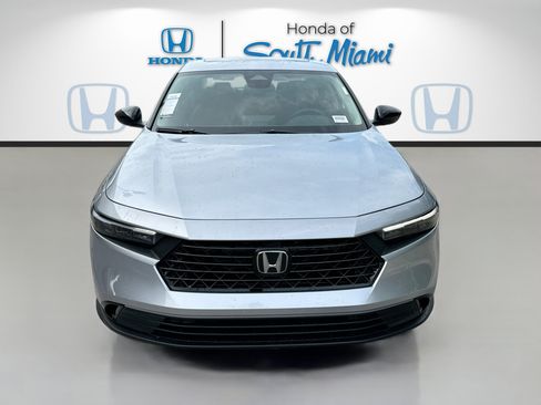 New 2025 Honda Accord SE image 2