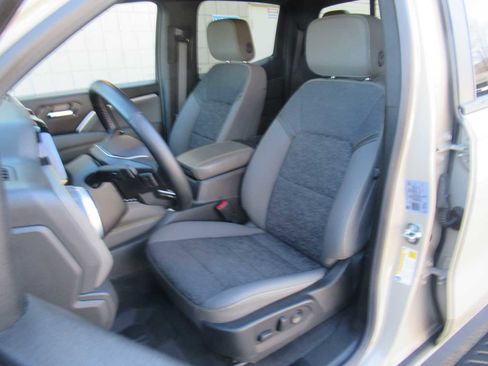 Used 2024 Chevrolet Colorado ZR2 image 22