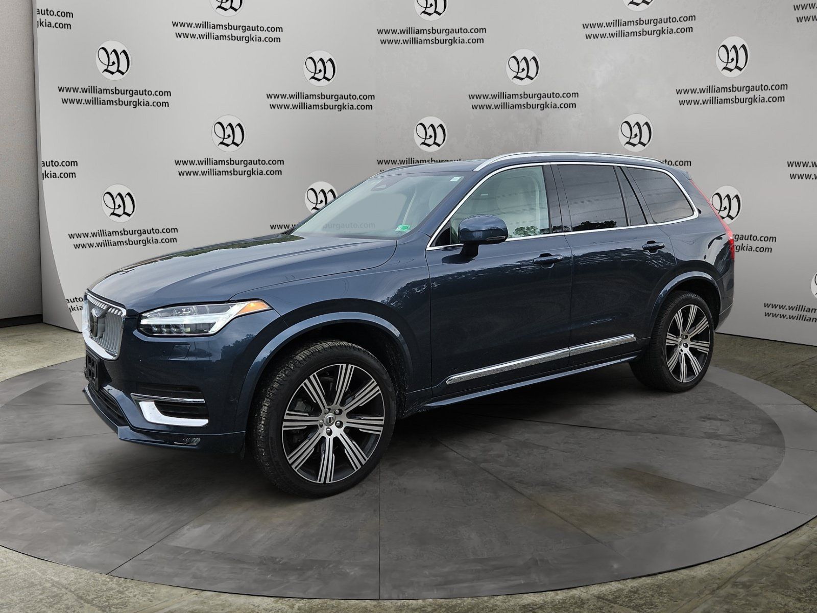 Used 2025 Volvo XC90 B6 Plus w/ Protection Package Premier AWD/4WD image 1