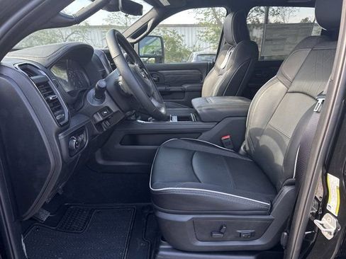 New 2025 RAM 2500 Limited image 9