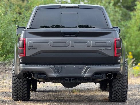 Used 2017 Ford F150 Raptor w/ Equipment Group 802A Luxury AWD/4WD image 6