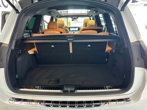 New 2026 Mercedes-Benz GLS 450 4MATIC image 16