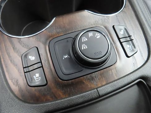 Used 2020 GMC Acadia Denali image 49