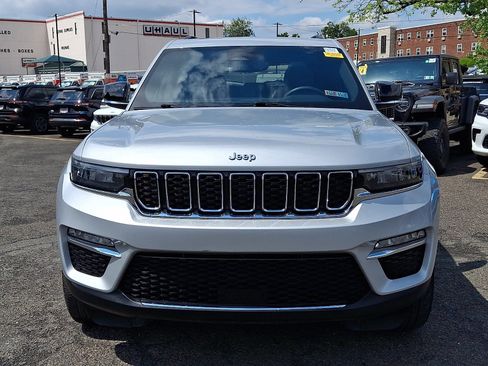 Used 2024 Jeep Grand Cherokee Limited 4xe AWD/4WD image 2