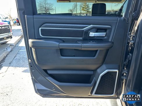 Used 2024 RAM 3500 Laramie w/ Night Edition image 45