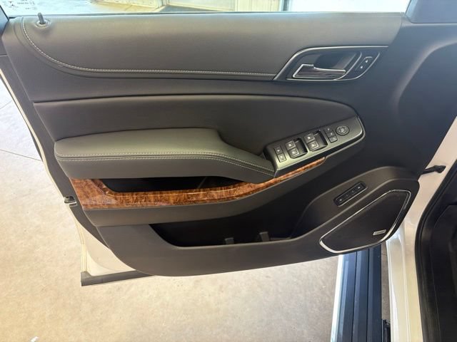 Used 2019 Chevrolet Tahoe Premier w/ Premier Plus Edition AWD/4WD image 13