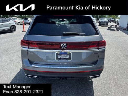 Used 2025 Volkswagen Atlas SEL AWD/4WD image 6