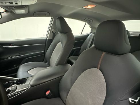 Certified 2019 Toyota Camry LE w/ Carpet Mat Package FWD image 9