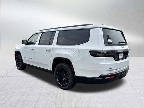 New 2026 Jeep Grand Wagoneer L Limited AWD/4WD image 7