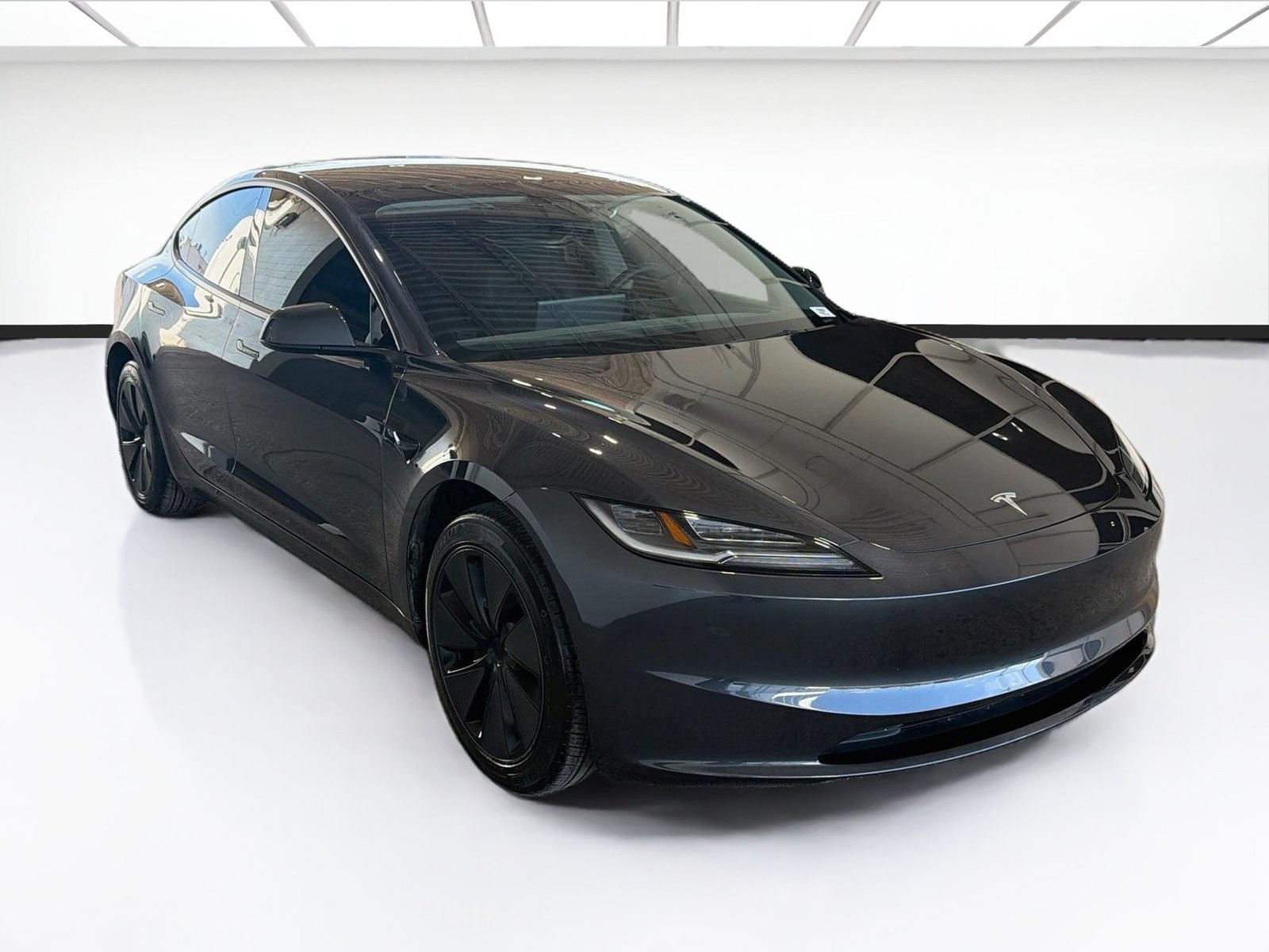 Used 2025 Tesla Model 3 RWD image 3