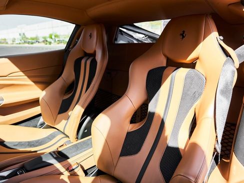 Used 2020 Ferrari F8 Tributo image 51